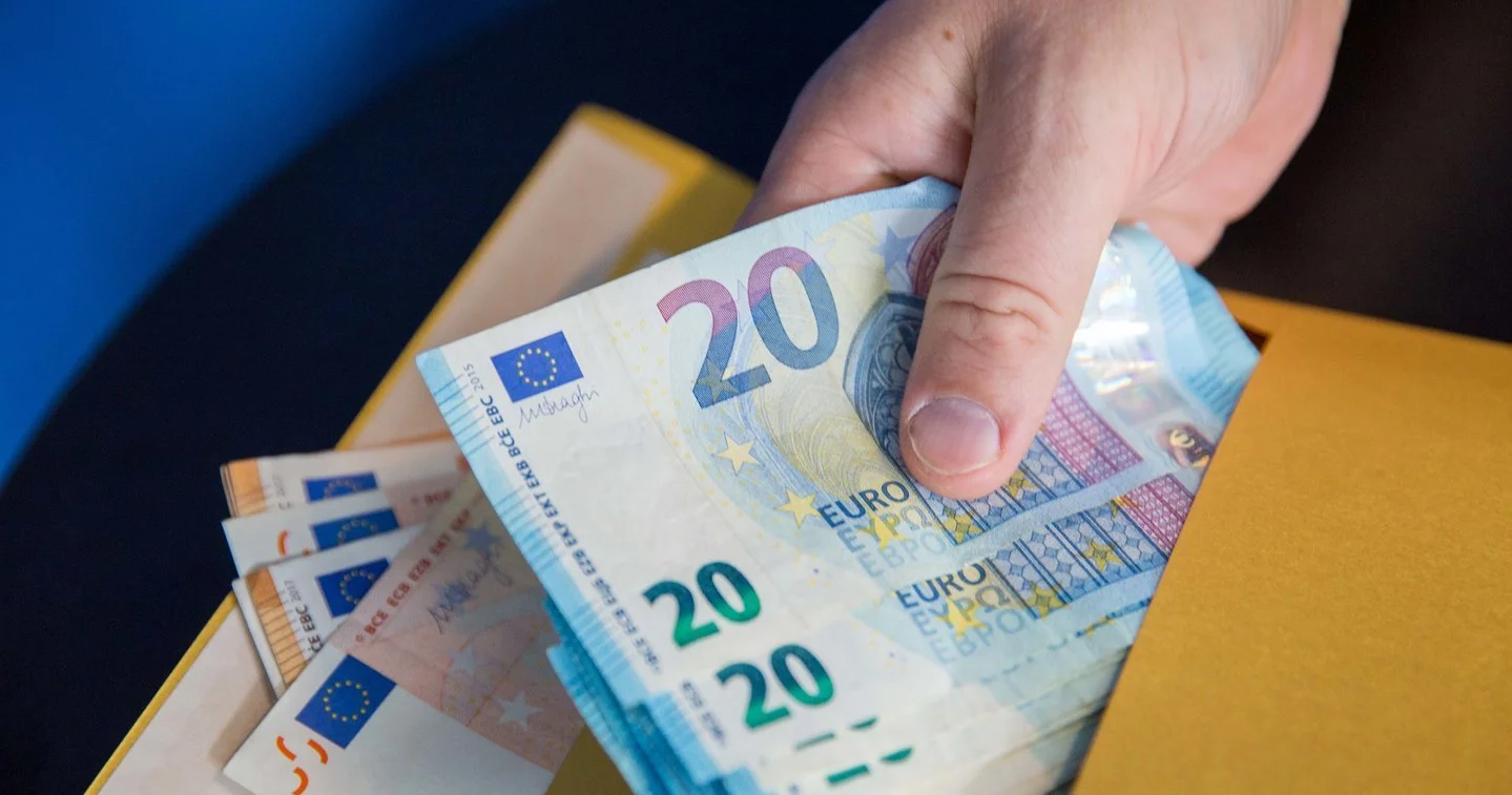 Per gimtadienį, vestuves ar krikštynas gavote pinigų vokeliuose? Štai, kada privalote sumokėti mokesčius