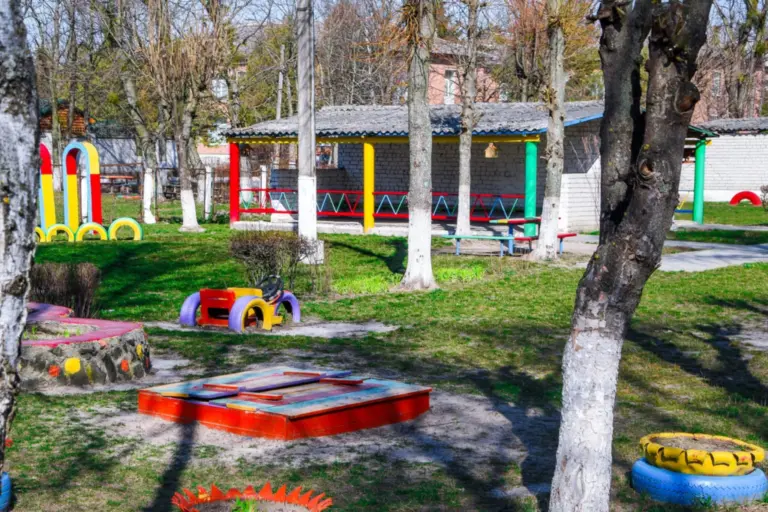 Pamatę, ką daro darželio darbuotojos, tėvai sutriko: „Baisu“