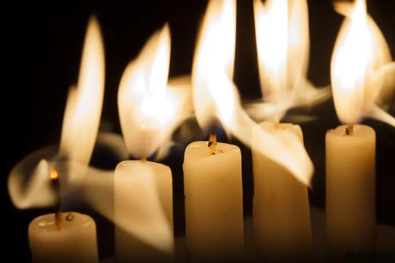 Mirė daugybę metų pacientų gyvybes gelbėjusi slaugytoja: jai buvo vos 52-eji