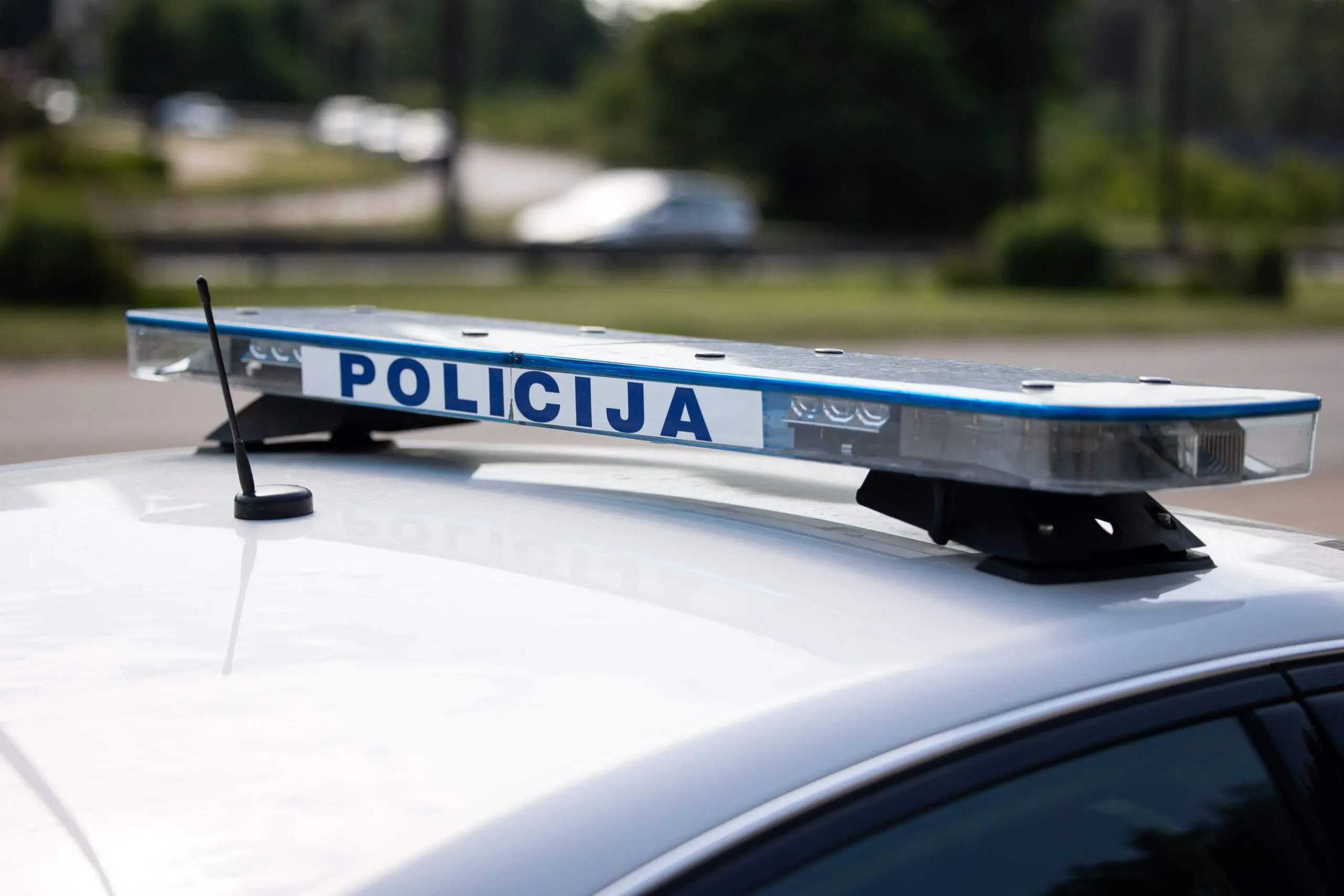 Vilniuje kilo gaisras daugiabutyje, įtariamas padegimas
