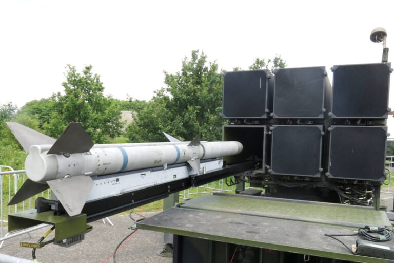 Lietuvos kariuomenės arsenalą papildė itin galingos raketos: ką tai reiškia mūsų gynybai?
