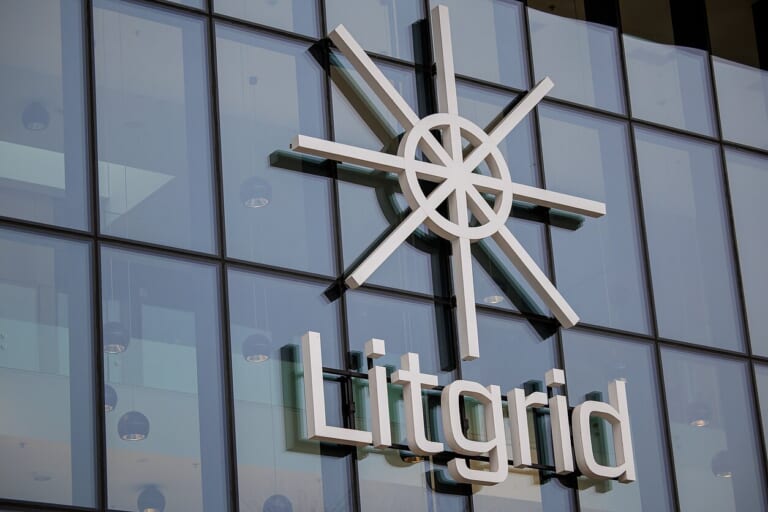 Staigus elektros kainų šuolis Lietuvoje: brangimas viršijo 20 proc. ir štai kodėl