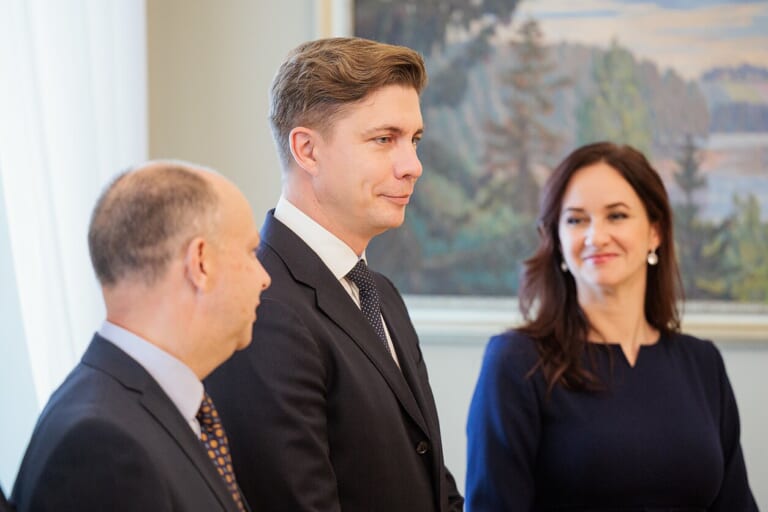 Sinkevičius stojo už Ruginienę dėl šeimos kelionių, bet atskleidė: koalicijoje ir LSDP verda įtampa
