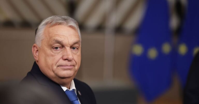 Orbano ultimatumas Europai: stabdyti sankcijas Rusijos energetikai ir gelbėti ekonomiką?