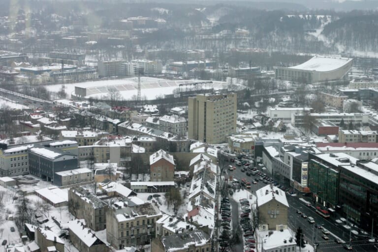 Lietuvos bankas meta iššūkį kritikams: kodėl investicijos šalyje sparčiai auga?