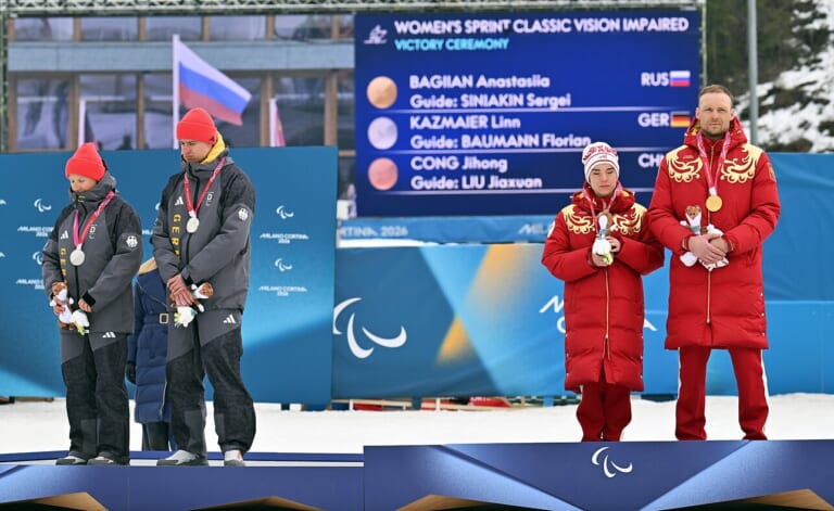 Neįtikėtinas protestas paralimpiadoje: Vokietijos sportininkai atsuko nugaras rusams