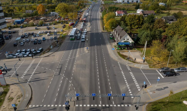 Vairuotojams ruošiami pokyčiai: nauji automobilių mokesčiai kelia vis daugiau klausimų