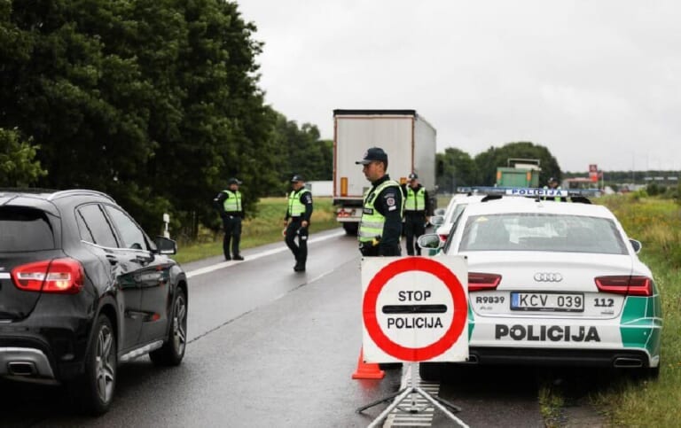 Vairuotojams ruošiami griežtesni pokyčiai: baudos gali didėti beveik perpus