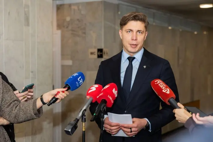 Socialdemokratų ir „aušriečių“ lyderiai: koalicija toliau dirbs Socialdemokratų ir „aušriečių“ lyderiai: koalicija toliau dirbs