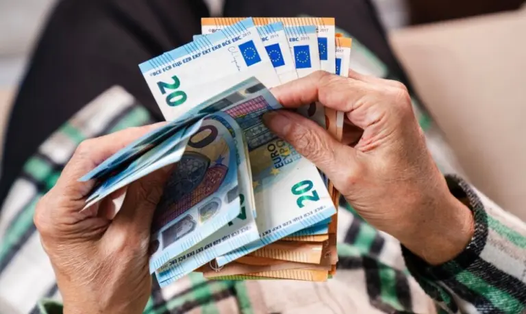 Pensininkams – nauja viltis: pensijos gali augti dar 100 eurų