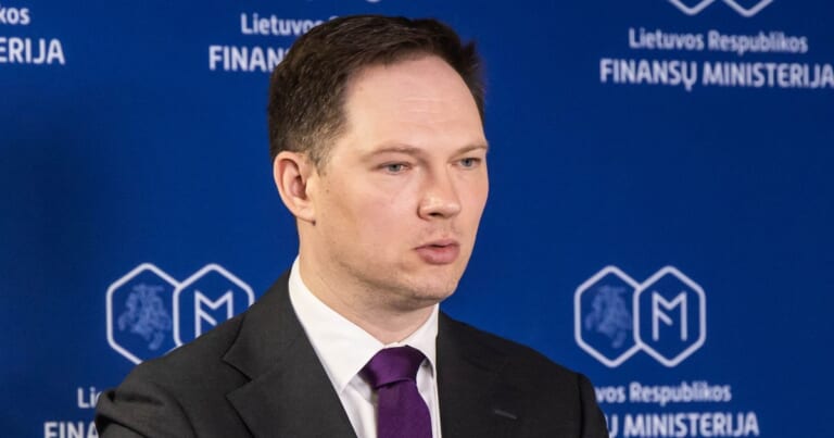 Ministras užtikrina: pensijos Lietuvoje tikrai augs — ką tai reiškia jums?