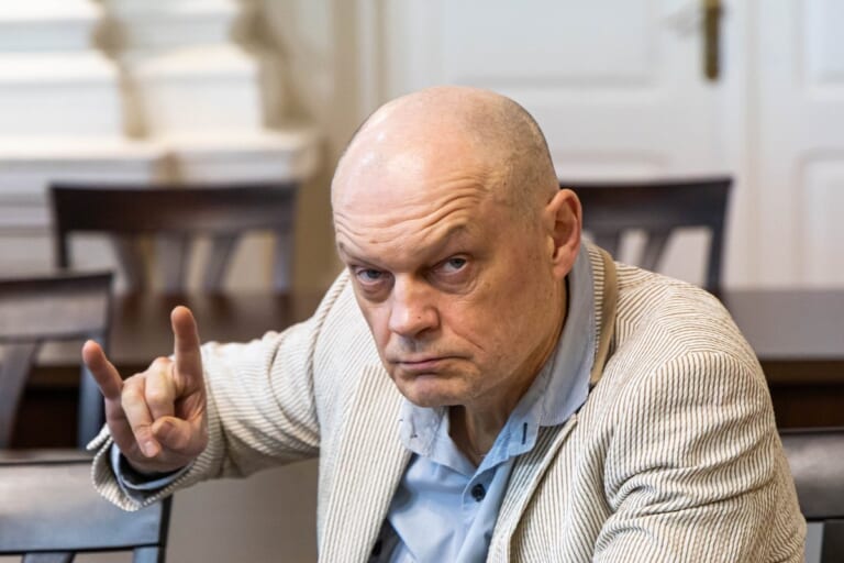 Lobovas siekia išteisinimo: teisme – įtampa dėl Sinkevičiaus šmeižimo