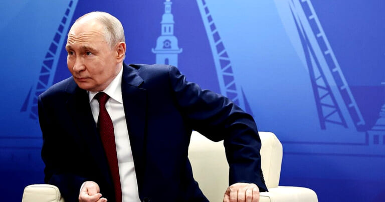 JAV profesorius: Putinas per 2,5 metų privalo apsispręsti — kokių veiksmų imsis?