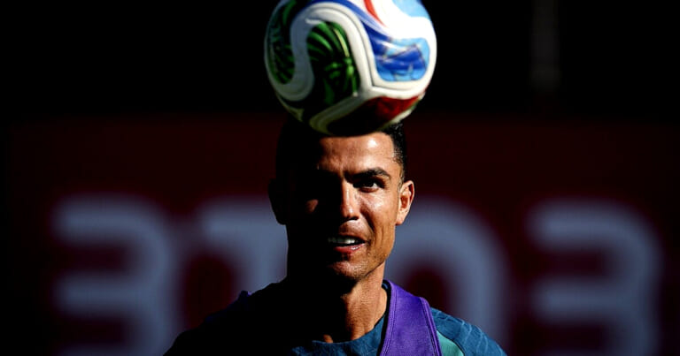 Po netikėto starto ir „prisvilusio blyno“ — Cristiano Ronaldo atvirai apie lygiasias