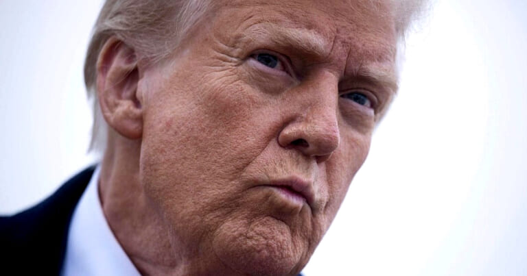 Paskutinę minutę pakibo ant plauko: kaip Kataras ir Pakistanas išgelbėjo istorinį Trumpo susitarimą