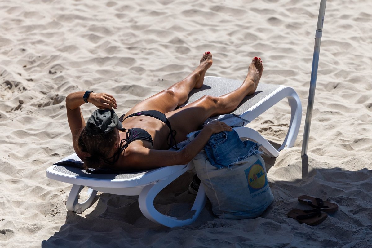 Lietuvoje – absoliutūs karščio rekordai: pavėsyje termometrai gali siekti 37 °C, skamba perspėjimai