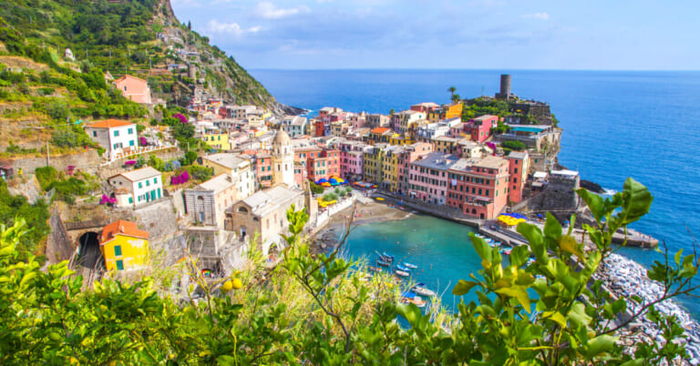 Cinque Terre turistams – netikėtas draudimas: bauda gali siekti iki 2500 € (šokiravo poilsiautojus)