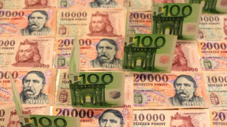 Vengrijos eksperimentas sugriuvo: milijoninės paskolos, skirtos gimstamumui, tapo šeimų spąstais