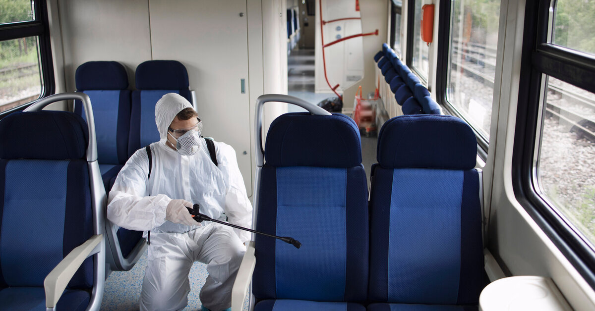 Pavojingas užkratas lėktuve, traukinyje ar autobuse: institucijos atskleidė, kokie būtų skubūs veiksmai