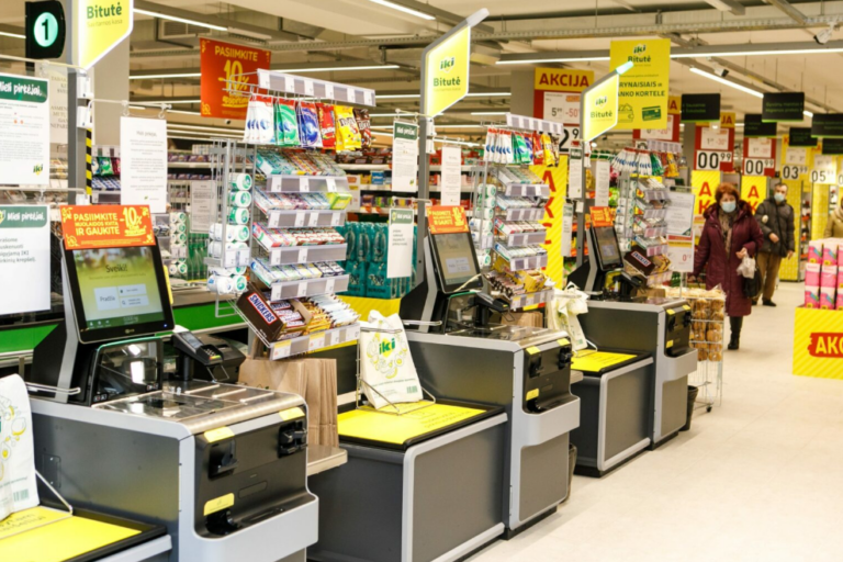 Atsiskaitant savitarnos kasoje – ar privaloma 10 % nuolaida pirkėjams? Ar tai pasiteisintų Lietuvoje?