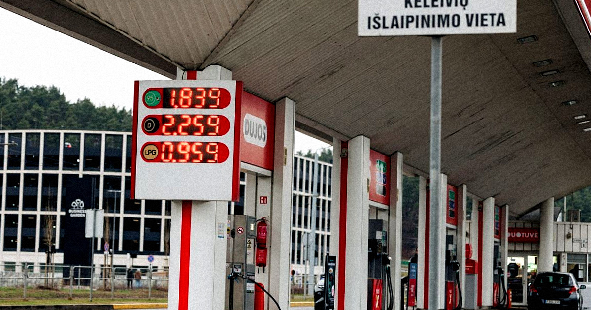 Staigus šuolis: benzino kaina Lietuvoje pakilo daugiau nei 5 proc. – ką tai reiškia vairuotojams?