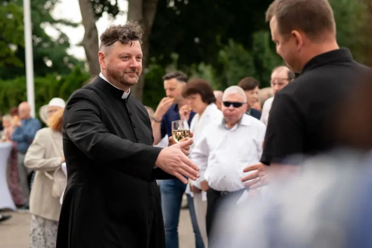 Po dar vieno skandalo bažnyčioje: žinomo kunigo žinutė