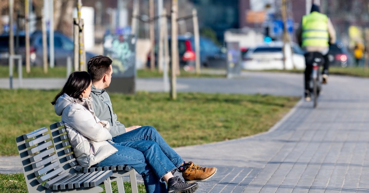 Sąskaitoje netikėtai atsirado tūkstančiai eurų: nepadarę šių žingsnių galite skaudžiai pasigailėti