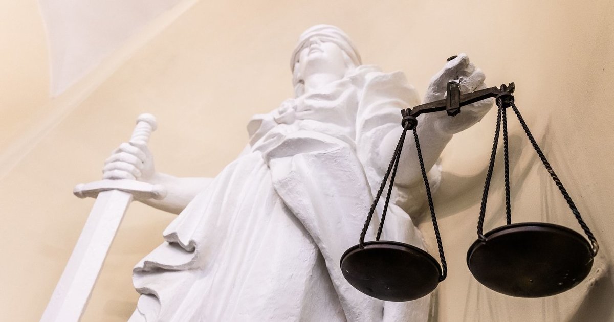 Ašarinės dujos, smūgiai ir reikalavimai imti paskolą: Prienų gyventojui skirta beveik 3 metų nelaisvė