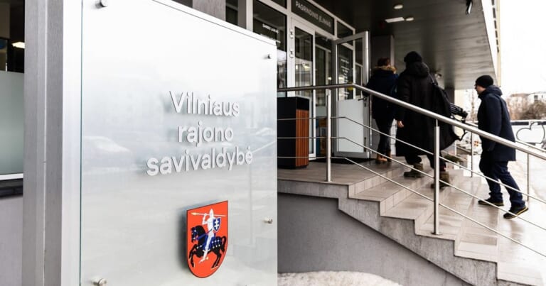 Sprendimas dėl Gulbinowicziaus gatvės vėl įstrigo: balsavimas nukeltas į kitą posėdį