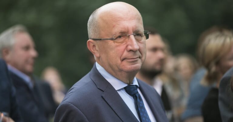 Gynybos biudžeto panaudota vos kiek daugiau nei pusė: A. Kubilius įvardijo, ko Lietuvai vertėtų pasimokyti