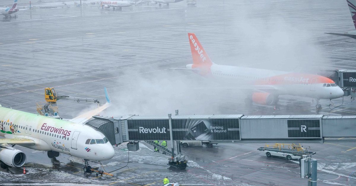 Tirštas rūkas sujaukė skrydžius Lietuvoje: lėktuvai nukreipti net į Prahą ir Helsinkį