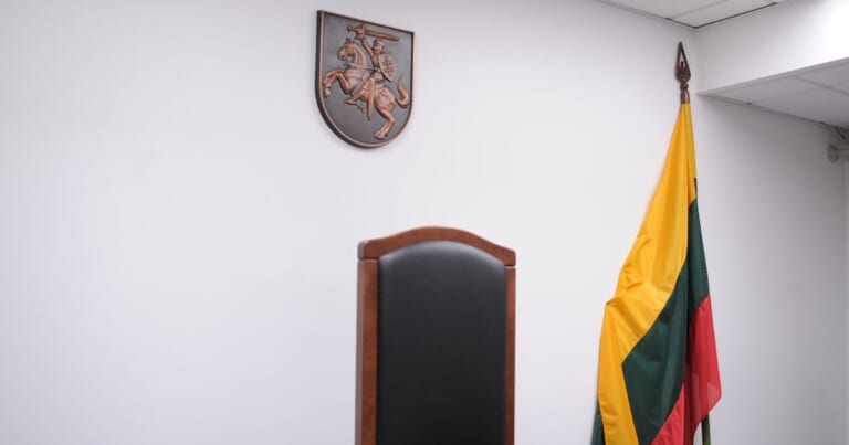 Tėvo nužudymo byloje – galutinis Apeliacinio teismo žodis: broliams Bareikoms paliktos 10 metų bausmės