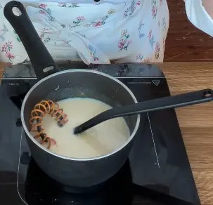 Kaip paruošti bešamelio padažą