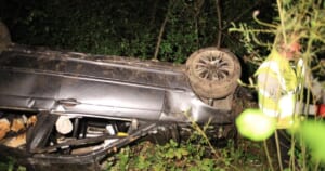 BMW skrydis į mišką pražudė du geriausius draugus: teismo sprendimas vairuotojui gali nustebinti