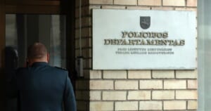 Įslaptintos informacijos vagystės byla: Vilniuje sulaikytas gyventojas, per kratas aptikti elektroniniai įrenginiai