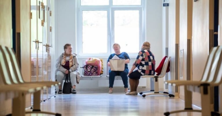 65-mečių sveikatos žemėlapis atskleidė nerimą keliančią tendenciją: kaime ligotumas augo gerokai sparčiau