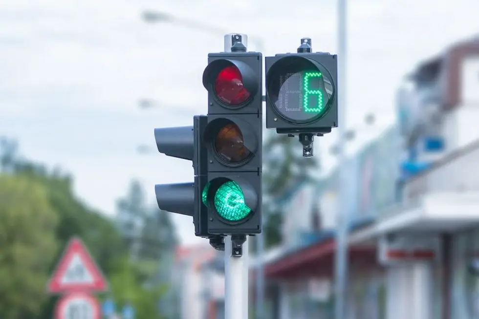 Šviesoforas su laikmačiu (nuotr. DBKL)