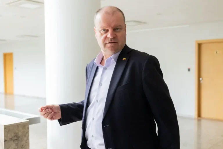 Skverneliui – netikėtas posūkis: apykoję nuims, bet prokuratūra paskyrė naują kardomąją priemonę