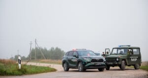Pasvalio rajone aptiktos galimo drono nuolaužos: aptverta teritorija, gyventojams išsiųstas skubus perspėjimas