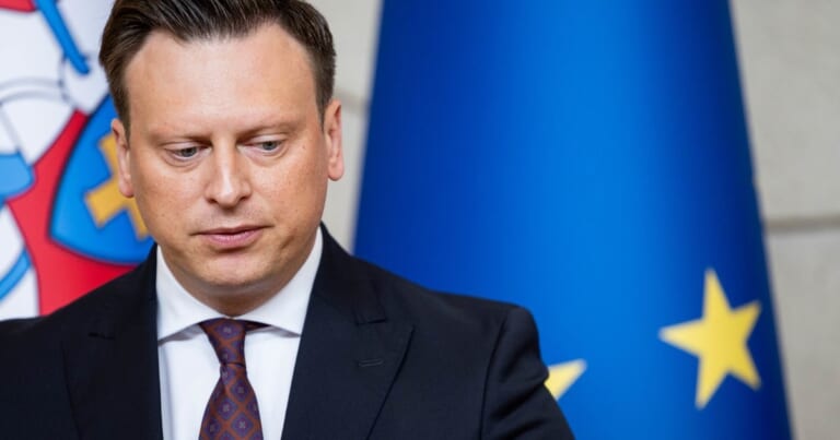 Benkunsko vizitai stadione sukėlė įtarimų: tarybai vėl teikiami sutarties pakeitimai