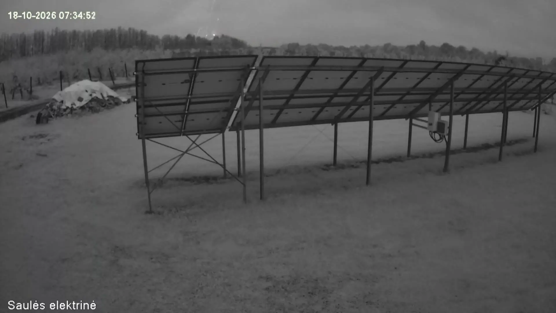 Drono sprogimą Lietuvoje užfiksavo vaizdo kamera: paviešinti šiurpą keliantys kadrai – dangų nušvietė ugnies pliūpsnis!