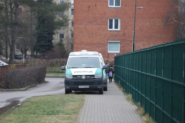 Pažintis internetu virto košmaru: moteris buvo apgauta, apvogta ir nužudyta