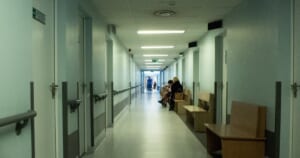 Du kartus išleista iš ligoninės, po kelių valandų mirė: teismai įvardijo Šilutės medikų atsakomybę