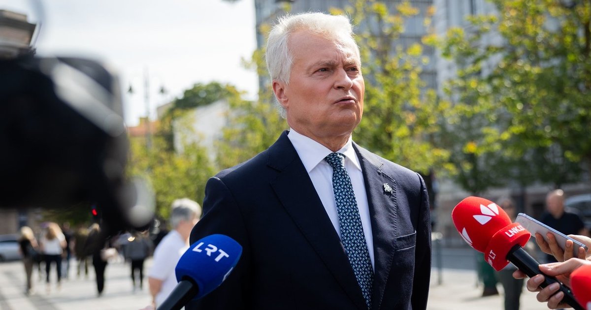 Nausėda įspėja dėl vienašalių paliaubų: pasekmės Ukrainai gali būti milžiniškos