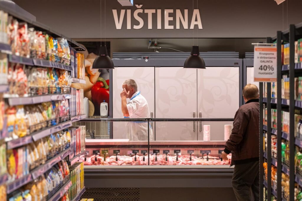 Dainius Dundulis: „Pirkėją nepagrįstai gąsdina salmonelėmis, bet neinformuoja apie vandeniu skiestą mėsą“ | Gyvenimas | 15min.lt