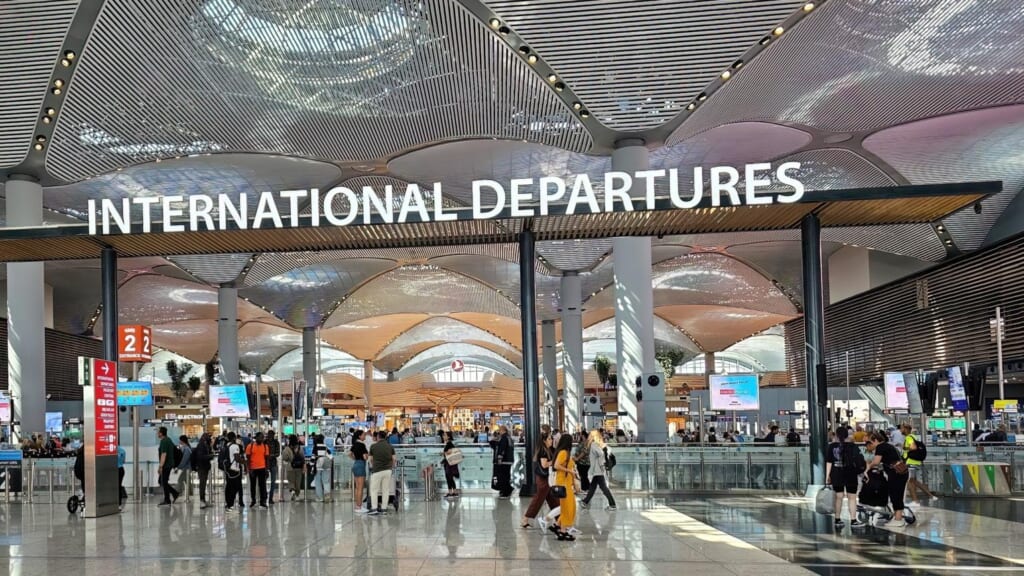 Turkish Airlines rejects Iran flight cancellations amid rising tensions | Daily Sabah