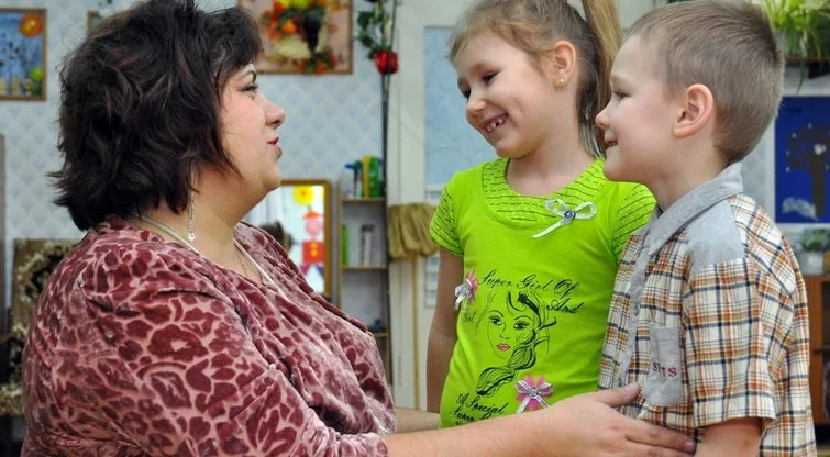 Kaunietė darželio auklėtoja kirto supermamytėms: „Tokių kaip jūs negaliu pakęsti“