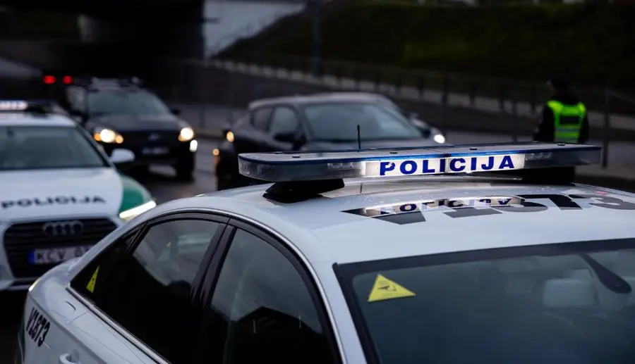 Kaunietė norėjo užsidirbti, bet pateko į sukčių pinkles: prarado net 77 tūkst. eurų – štai kaip ją apgavo!
