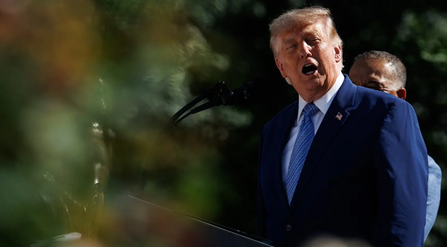 Po įtariamos mirties nuo maro Rusijoje prabilo Trumpas: „Bakterijos tapo stipresnės“