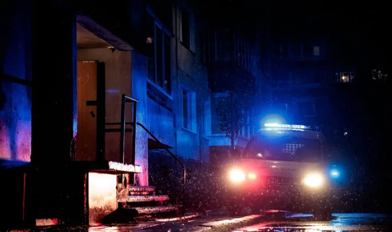 „TikTok“ transliaciją stebėję žmonės sunerimo ir iškvietė policiją: štai ką pareigūnai rado vietoje